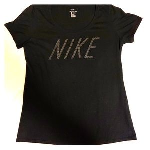 🖤2/$10 Nike Tee🖤